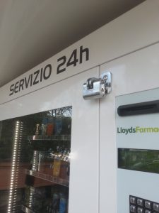 Ejemplo de la instalación del Panzer Acorazado en distribuidores automáticos de Farmacia